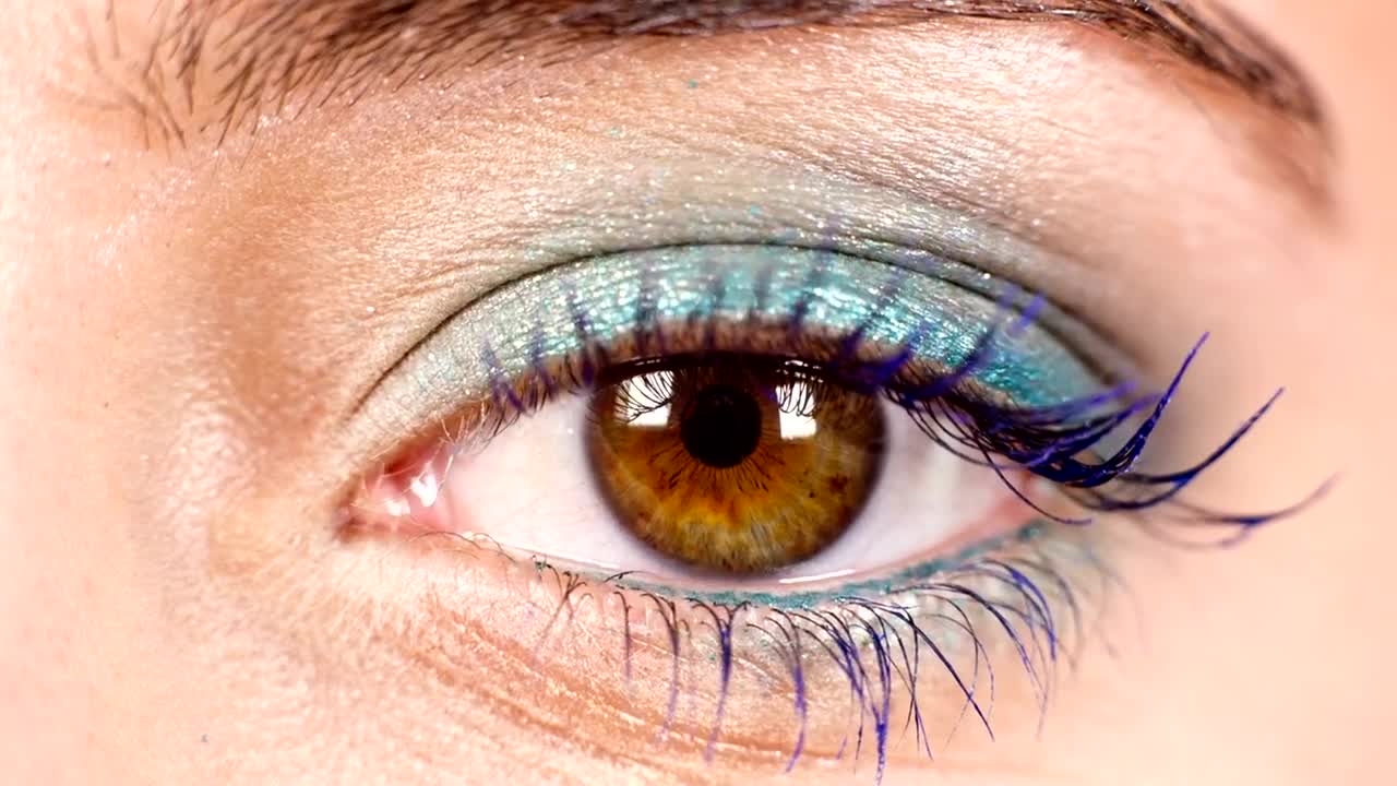 Stock Video Blue Mascara And Eye Shadow Live Wallpaper For PC