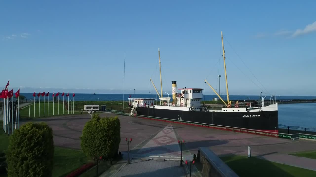 Stock Video Black And White Boat In A Harbor Live Wallpaper For PC