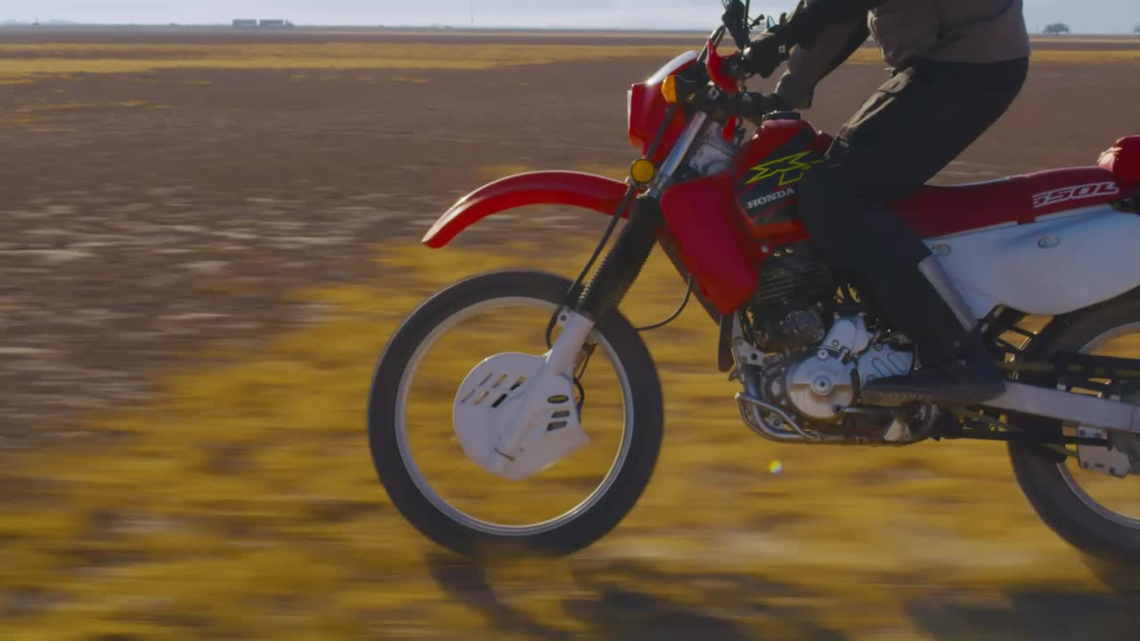 Stock Video Biker Taking A Ride In The Desert Live Wallpaper For PC
