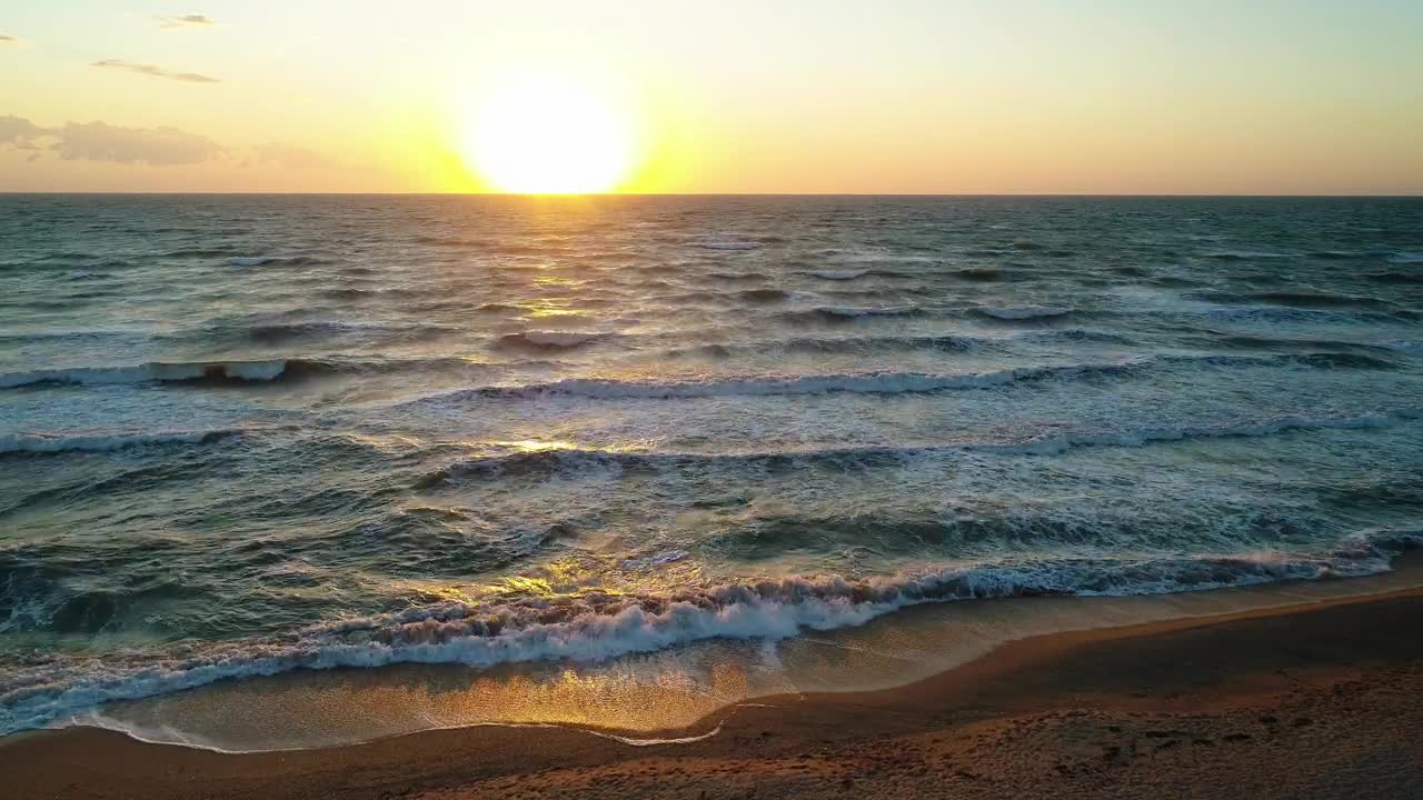 Stock Video Big Sun On The Beach And Sea Skyline Live Wallpaper For PC