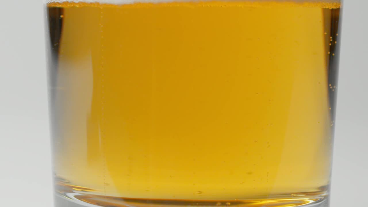 Stock Video Beer In A Glass Closeup Live Wallpaper For PC