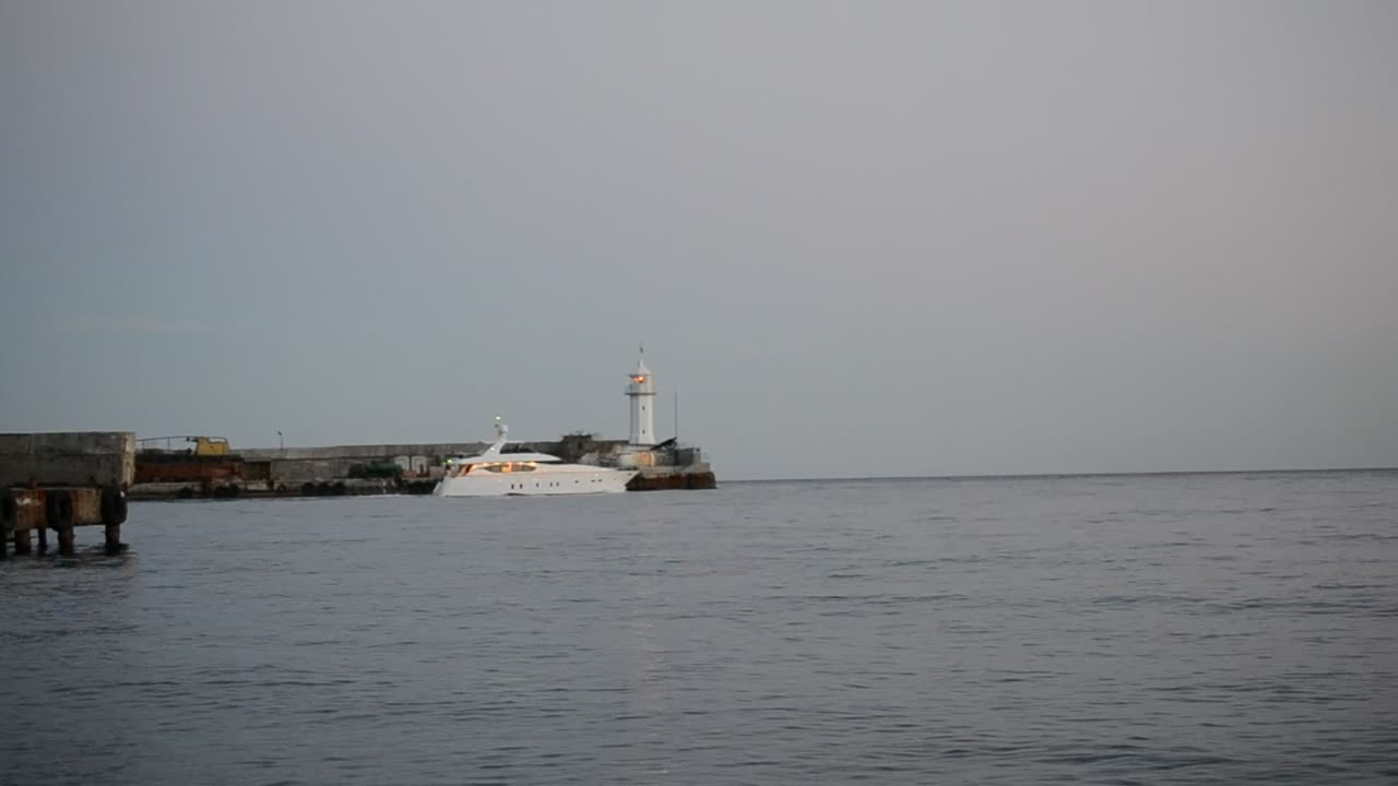 Stock Video Beautiful White Boat Leaving Port Live Wallpaper For PC