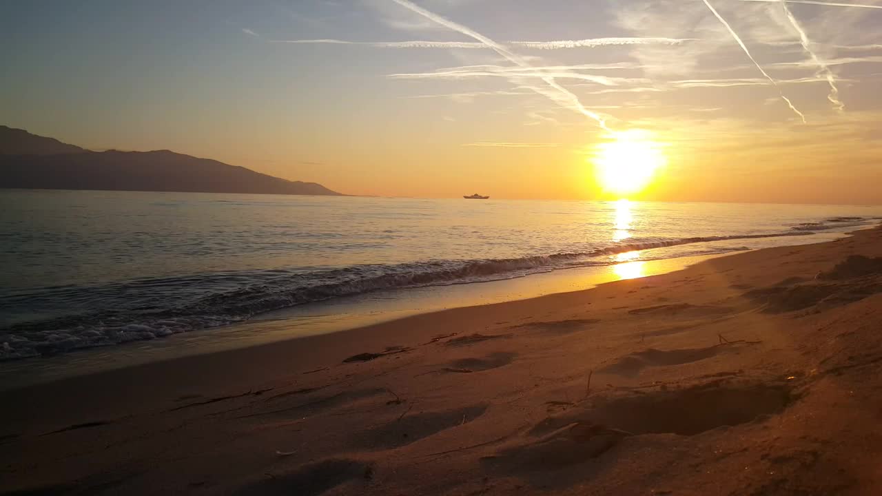 Stock Video Beautiful Sunset On A Calm Beach Live Wallpaper For PC