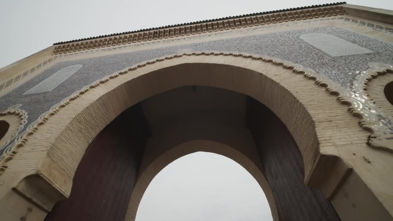 Stock Video Beautiful Arch In A Pedestrian Zone In Morocco Live Wallpaper For PC