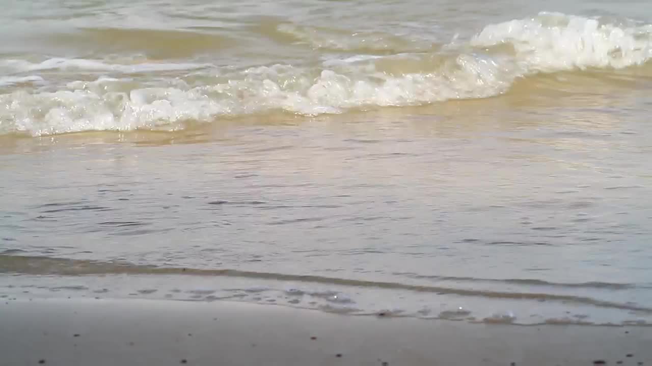 Video Stock Closeup Of Small Waves Live Wallpaper For PC