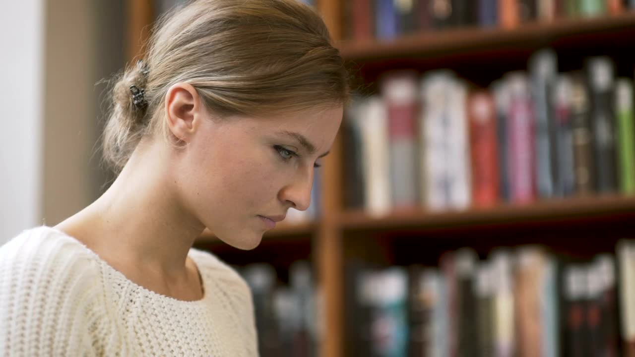 Video Stock Close Up Of A Focused Woman Live Wallpaper For PC