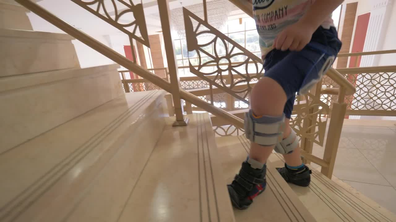 Video Stock Climbing The Stairs Without Assistance Live Wallpaper For PC