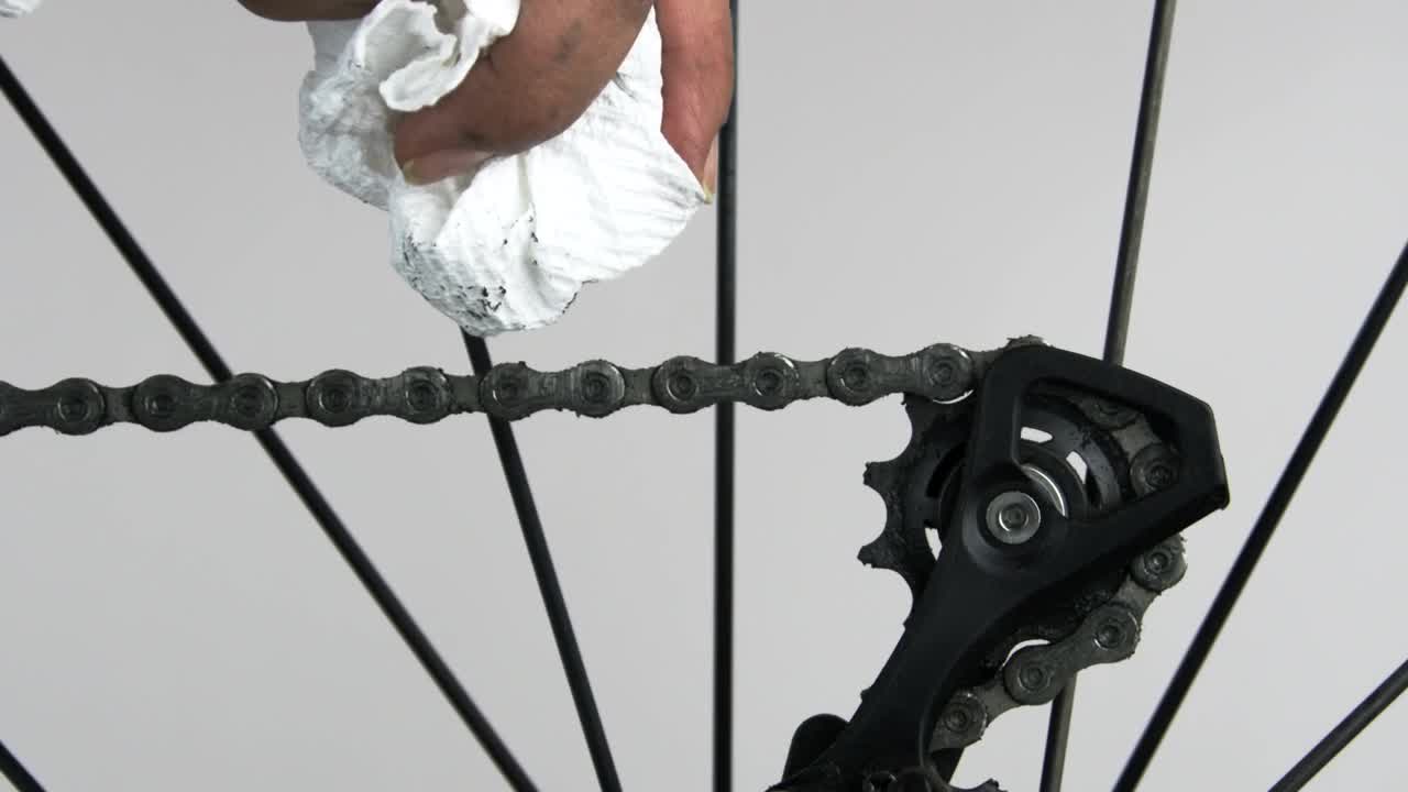 Video Stock Cleaning A Bike Chain Live Wallpaper For PC