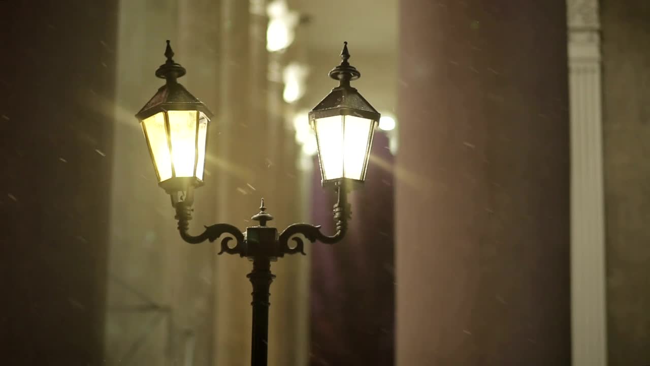 Video Stock Classic Street Lights While Its Snowing Live Wallpaper For PC