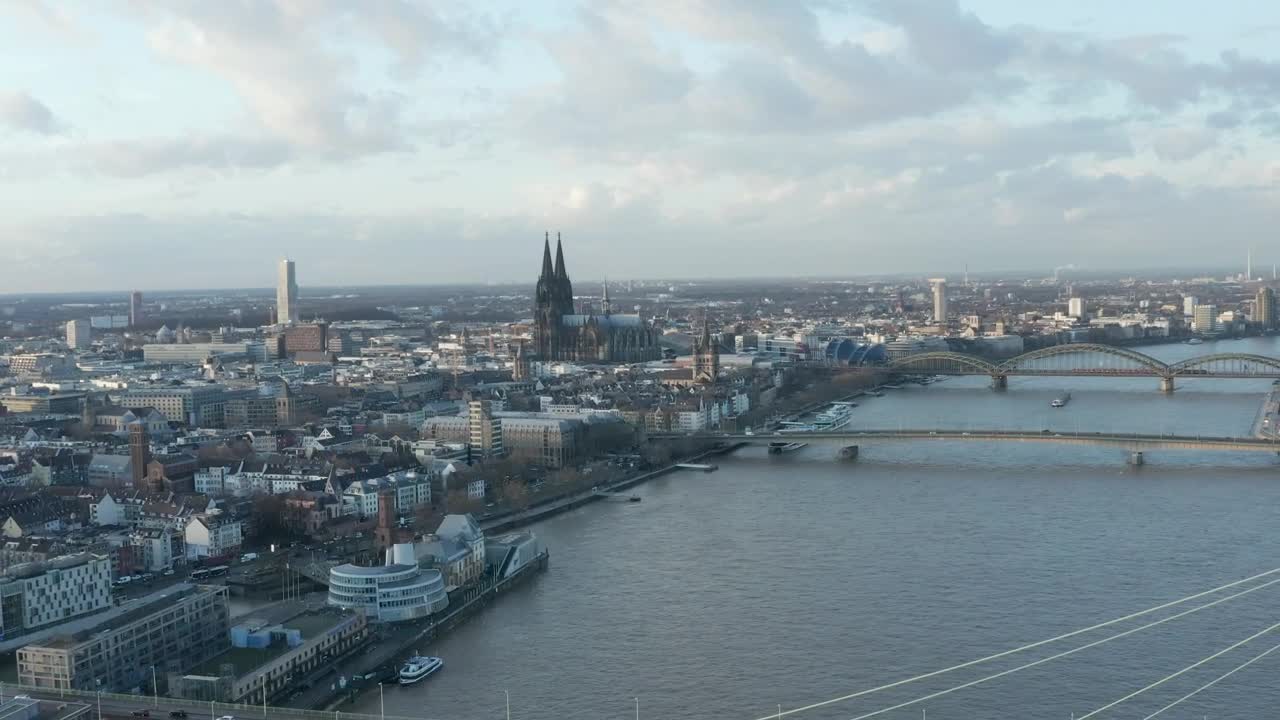 Video Stock City With A Cathedral And A River Aerial View Live Wallpaper For PC