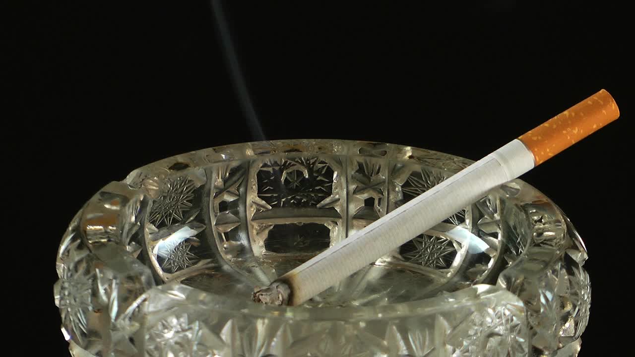 Video Stock Cigarette Burning In An Ashtray Live Wallpaper For PC