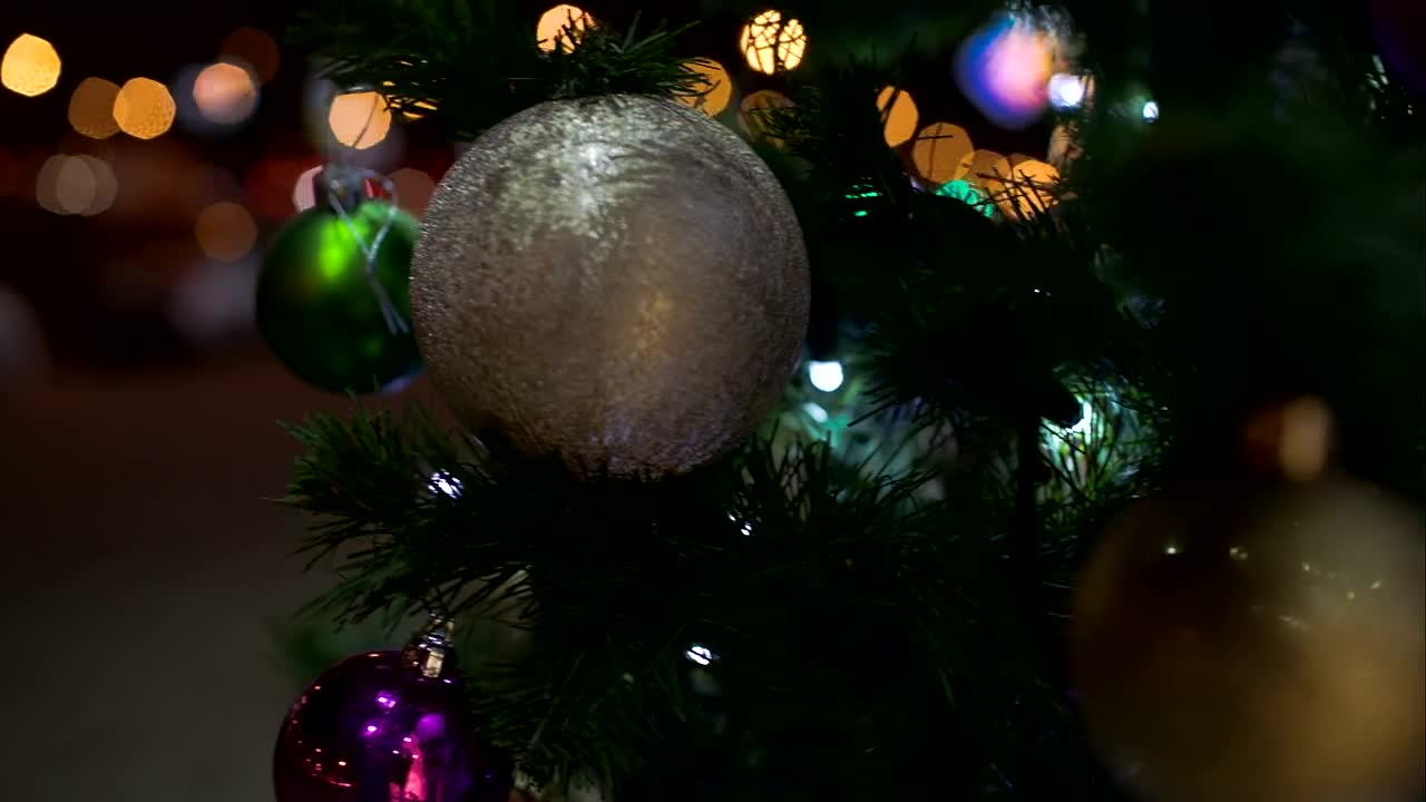 Video Stock Christmas Decorations Outside Live Wallpaper For PC
