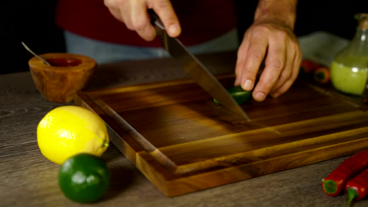 Video Stock Chopping Up A Jalapeno Live Wallpaper For PC
