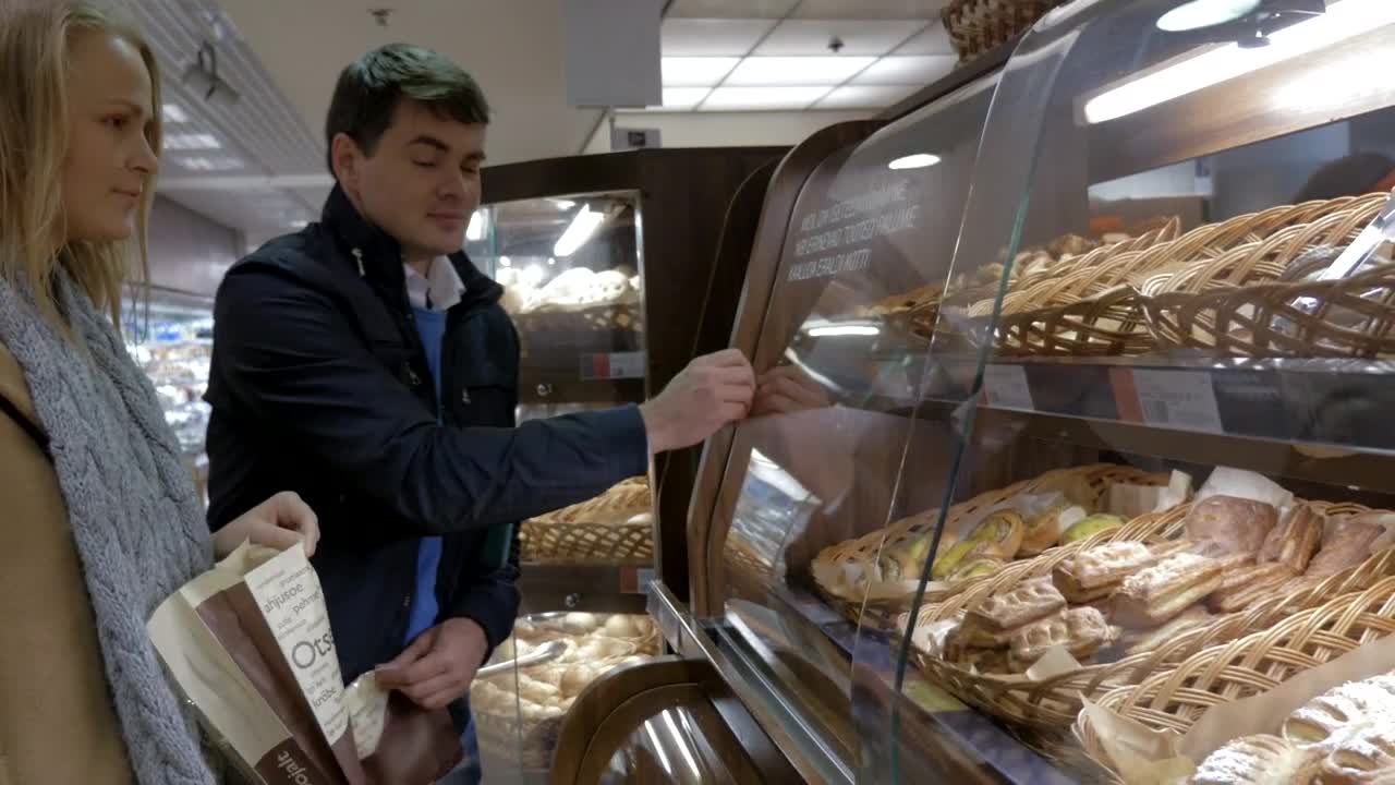 Video Stock Choosing Cakes At A Shop Live Wallpaper For PC