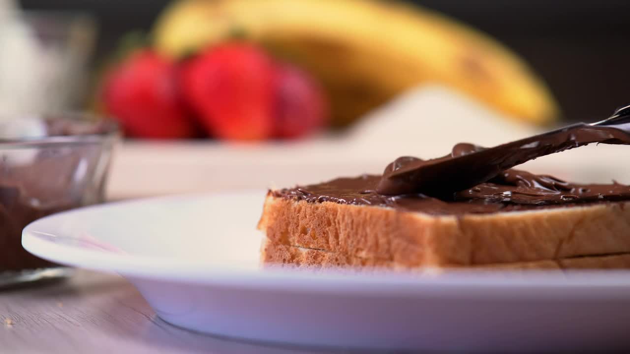 Video Stock Chocolate Or Hazelnut Cream On White Bread Live Wallpaper For PC