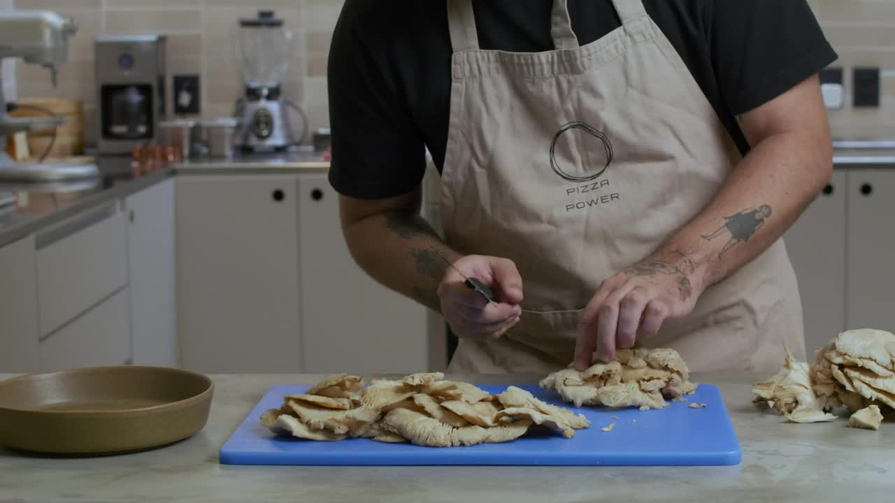 Video Stock Chef Preparing Mushrooms For Cooking Live Wallpaper For PC