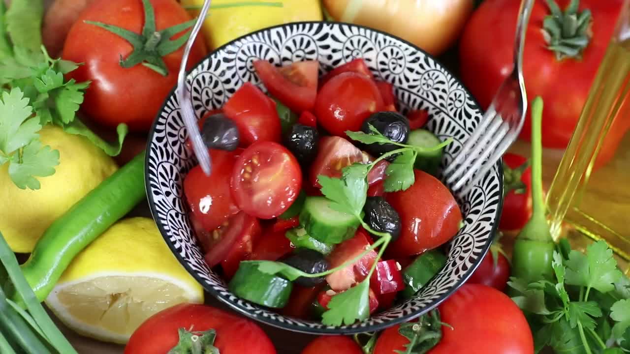 Video Stock Chef Making A Vegetable Salad Live Wallpaper For PC