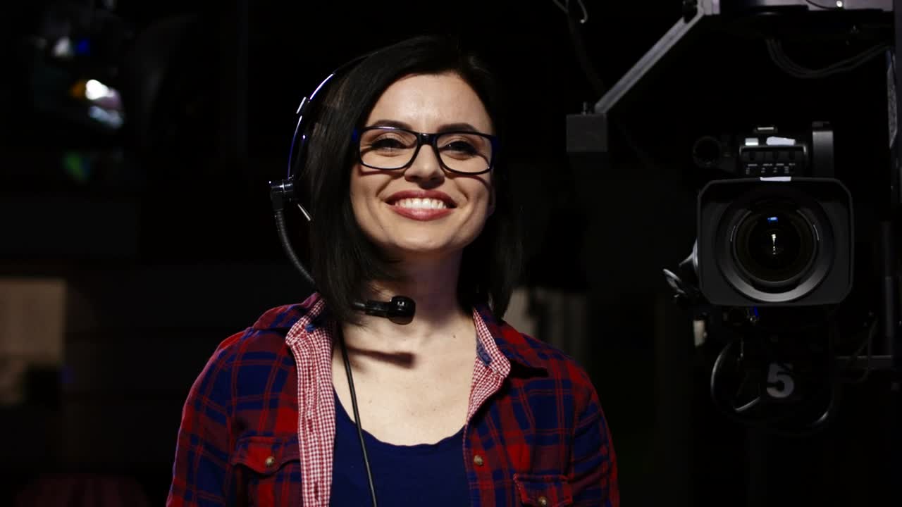 Video Stock Cheerful Woman With Headset Smiling Live Wallpaper For PC