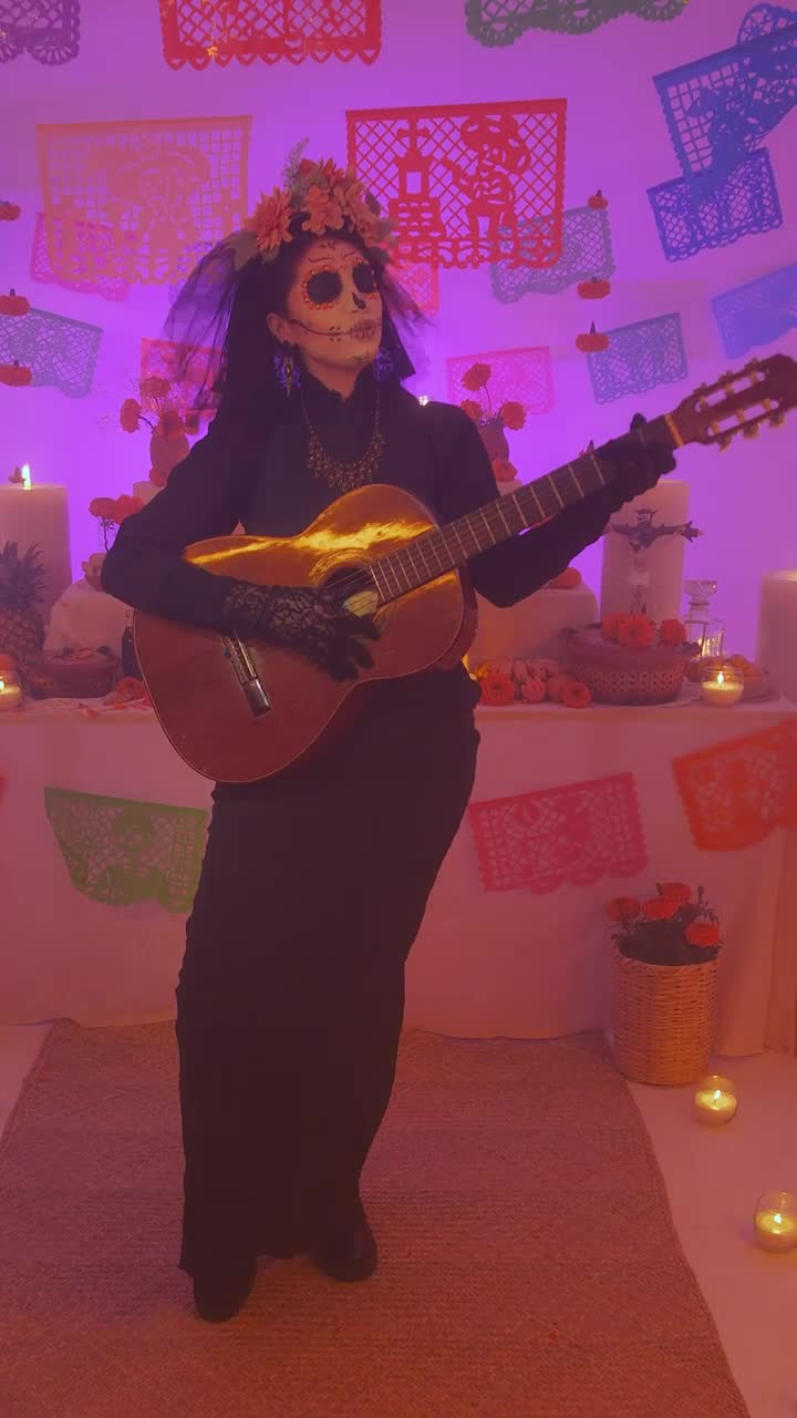 Video Stock Catrina Singing With Guitar At An Altar Of The Dead Live Wallpaper For PC