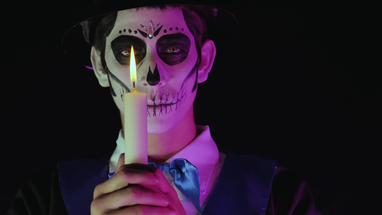 Video Stock Catrin With A Candle In His Hands Live Wallpaper For PC