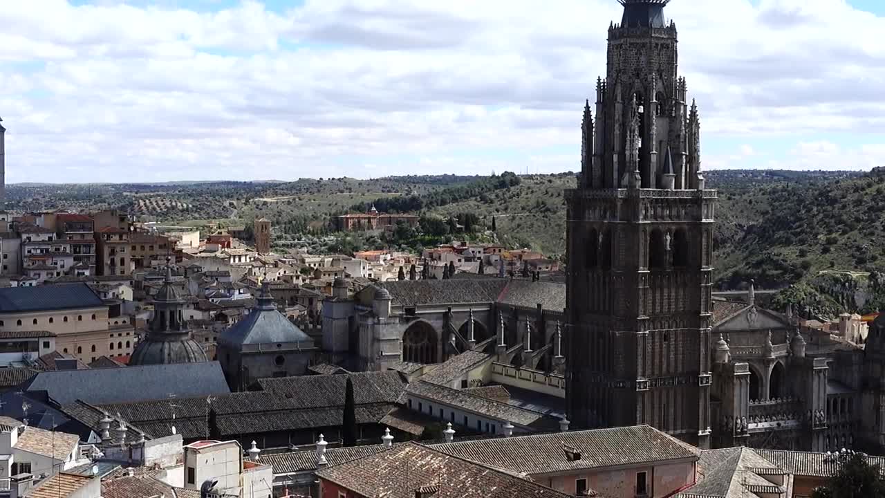 Video Stock Cathedral In The Middle Of A Town Live Wallpaper For PC