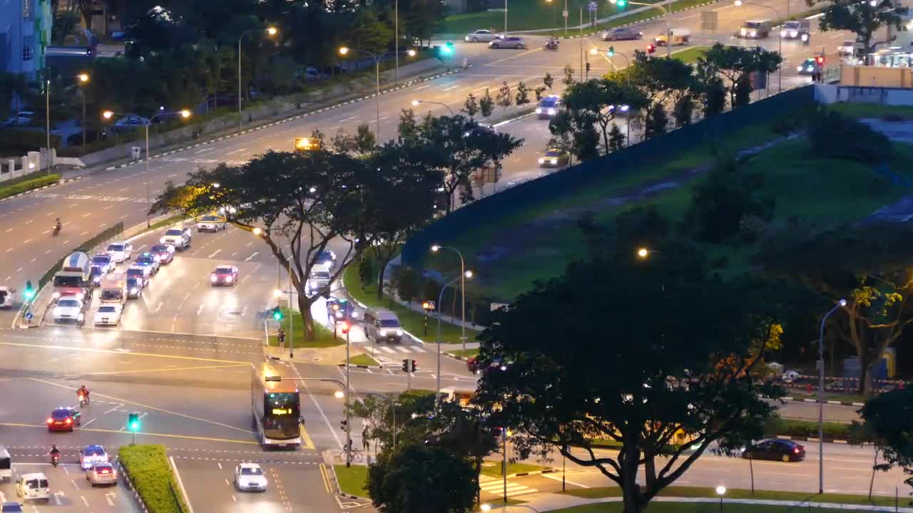 Video Stock Cars In The Traffic Of A Popular Avenue Live Wallpaper For PC