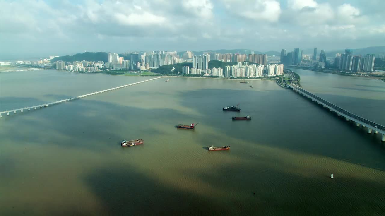 Video Stock Cargo Ships Standing Still On The River Live Wallpaper For PC