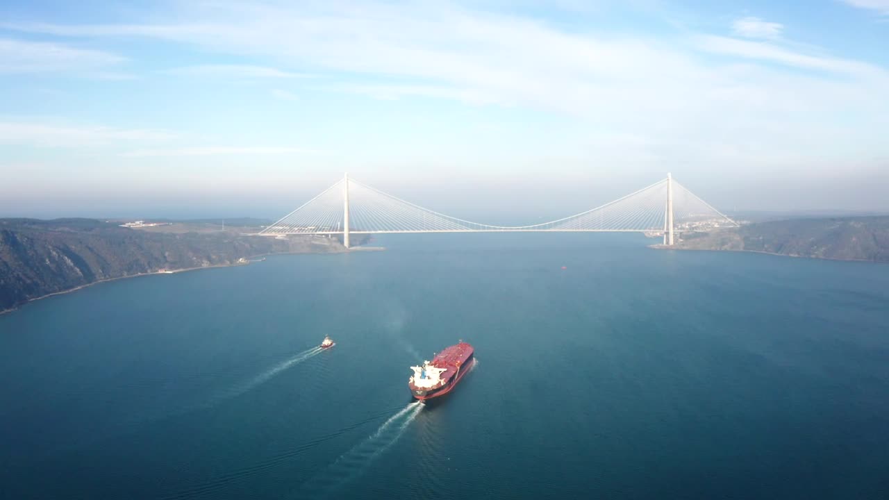 Video Stock Cargo Ship Sailing Towards The Open Ocean Live Wallpaper For PC