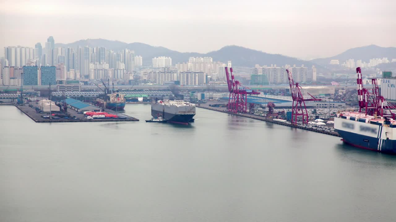 Video Stock Cargo Ship On The Harbor In Korea Live Wallpaper For PC