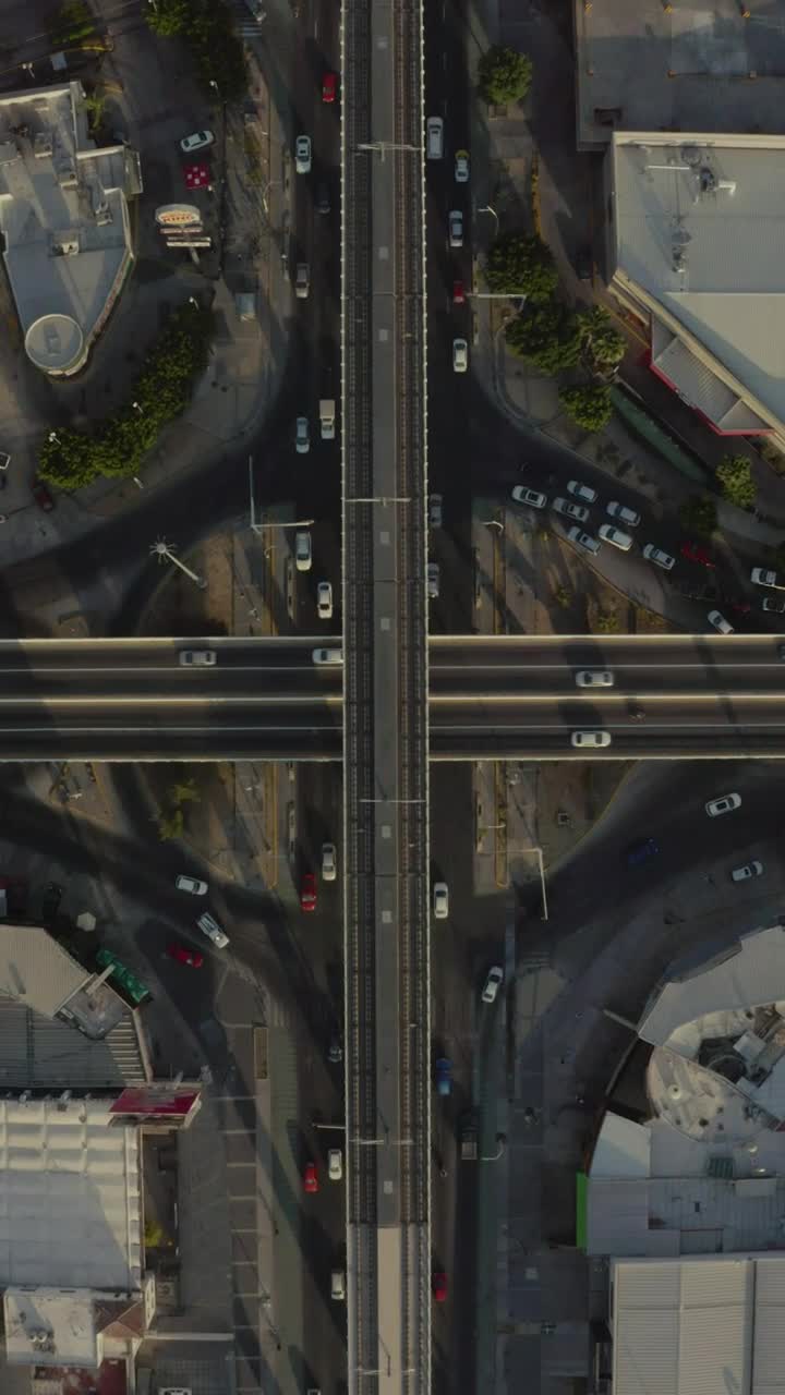 Video Stock Car Roads And The Train In One Shot From Above Live Wallpaper For PC