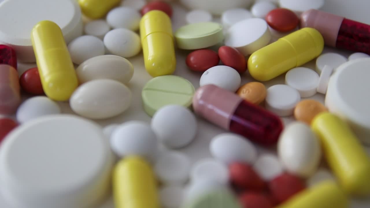 Video Stock Capsules And Tablets Spinning Presentation Live Wallpaper For PC