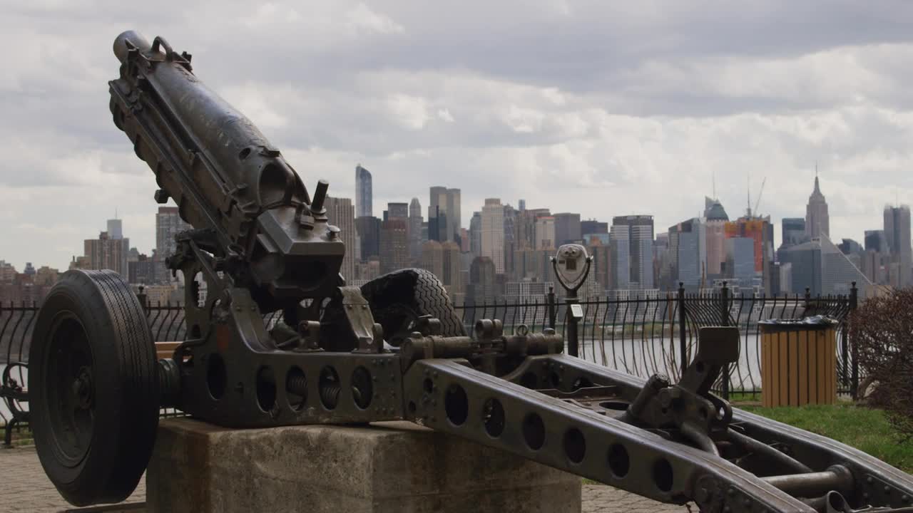 Video Stock Cannon On Display Live Wallpaper For PC