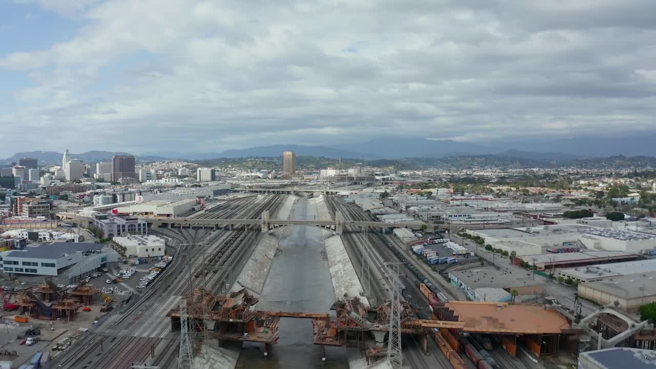Video Stock Canal Under Construction Crossing Los Angeles Live Wallpaper For PC