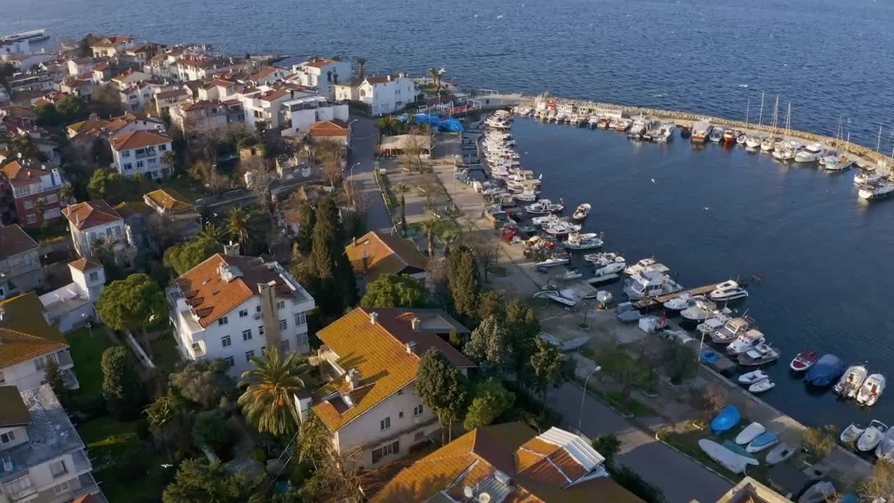 Video Stock Calm Marina Waters In Istanbul Live Wallpaper For PC