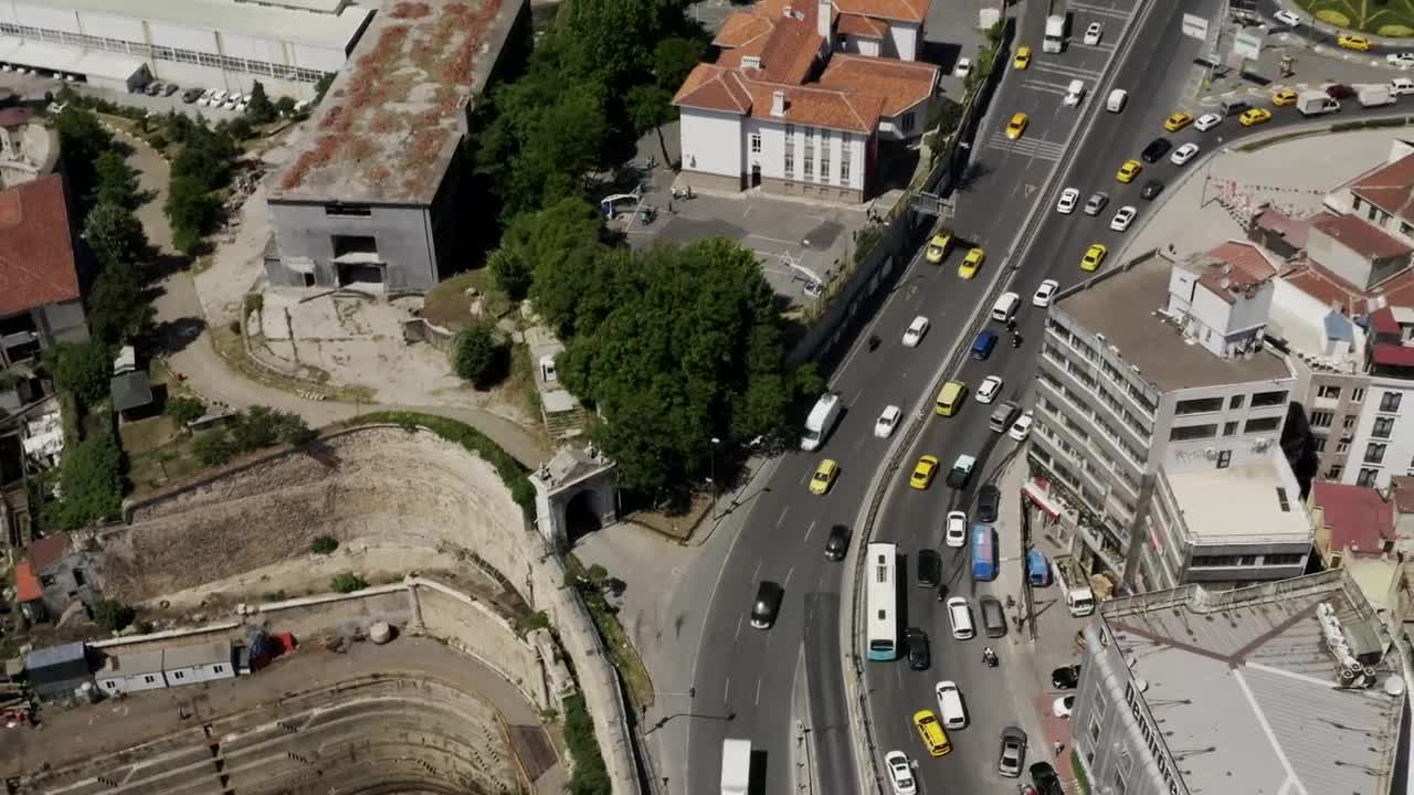 Video Stock Busy Roads In A Residential Area Of Istanbul Live Wallpaper For PC