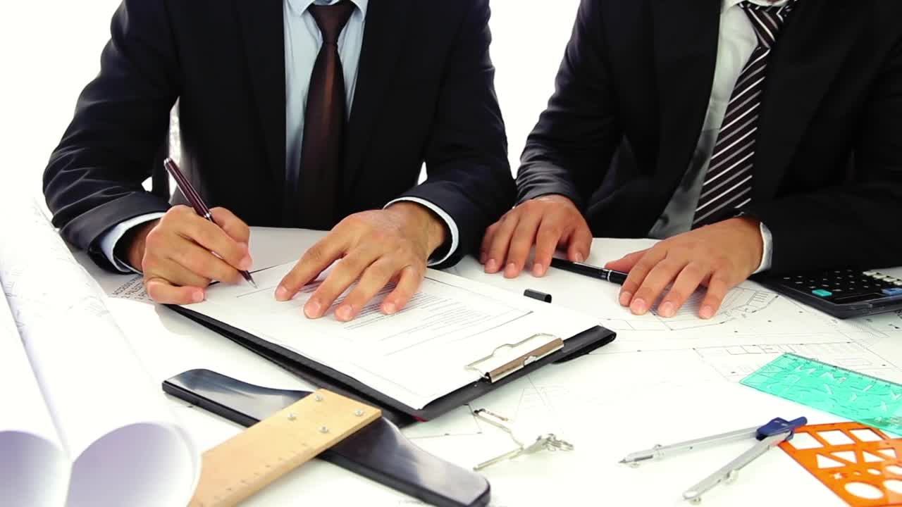 Video Stock Businessmen Signing A Sales Contract Live Wallpaper For PC