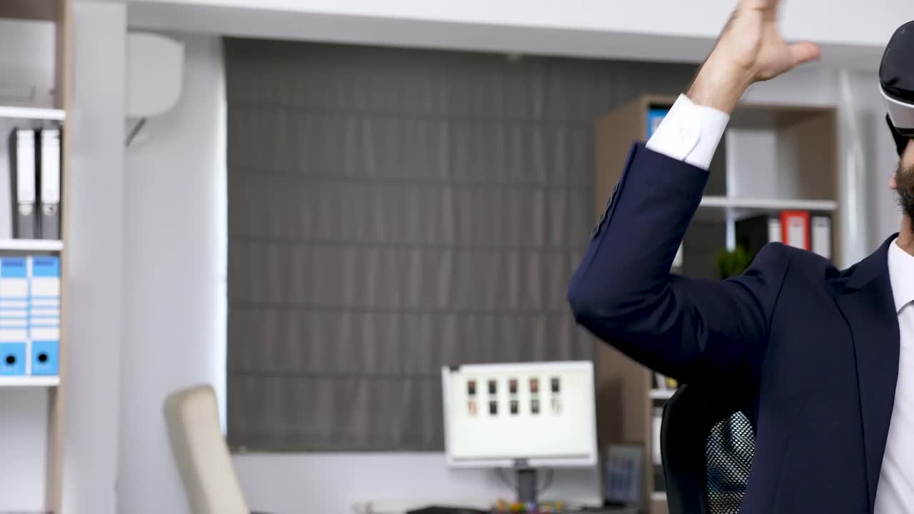 Video Stock Businessman Uses Vr Innovation To Control Data Live Wallpaper For PC
