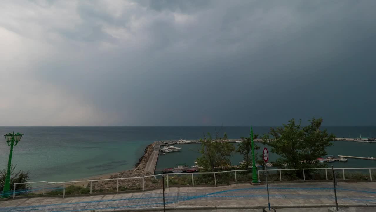 Video Stock Clouds Coming In Over The Ocean Live Wallpaper For PC