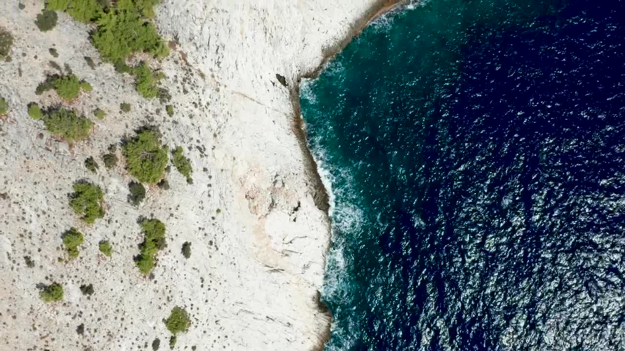 Stock Video Deep Blue Water Along Dusty Cliffs Live Wallpaper For PC