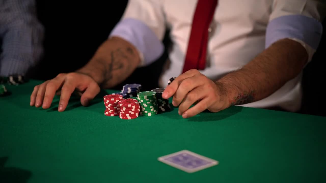 Stock Video Dealer Dealing Cards During A Poker Game Live Wallpaper For PC