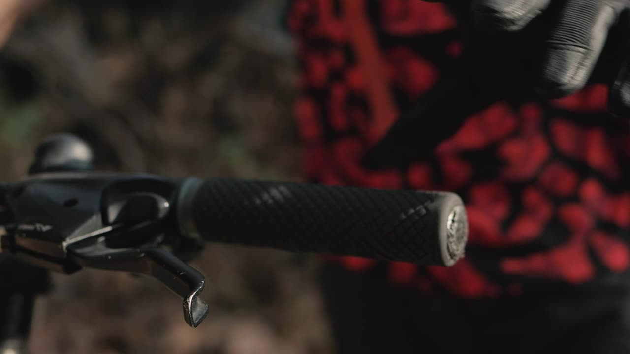 Stock Video Cyclist Placing His Hands On The Handlebars Of His Bicycle Live Wallpaper For PC