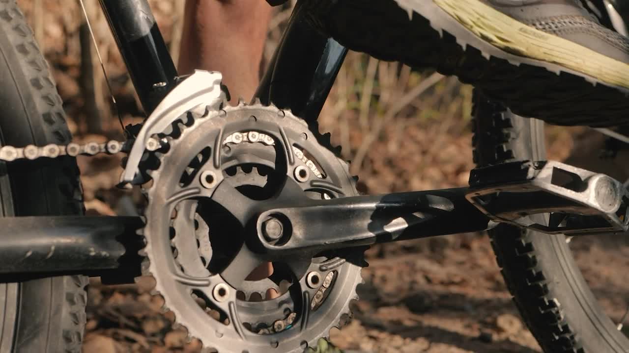 Stock Video Cyclist Places His Foot On The Pedal And Starts To Live Wallpaper For PC
