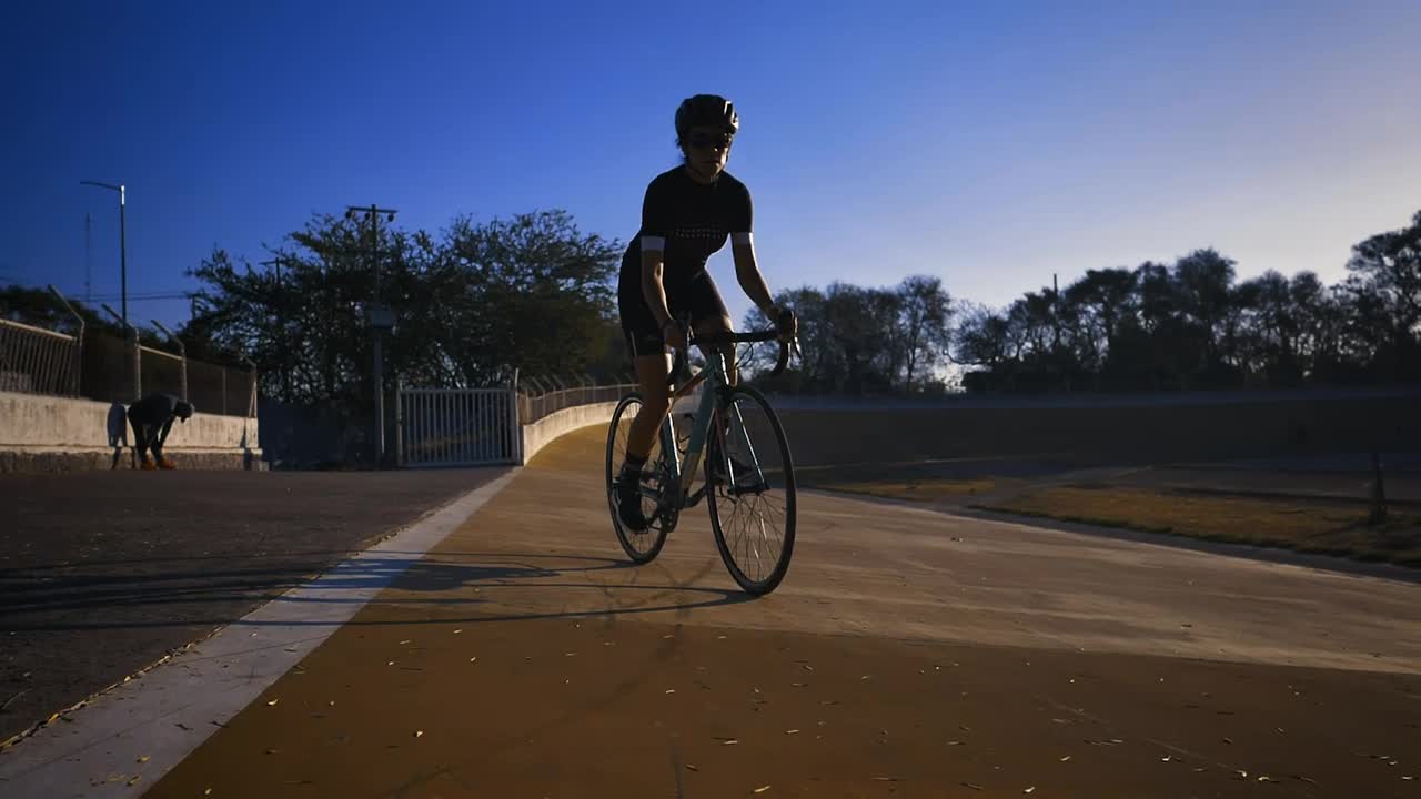 Stock Video Cycling Track And Cyclists Outside Live Wallpaper For PC