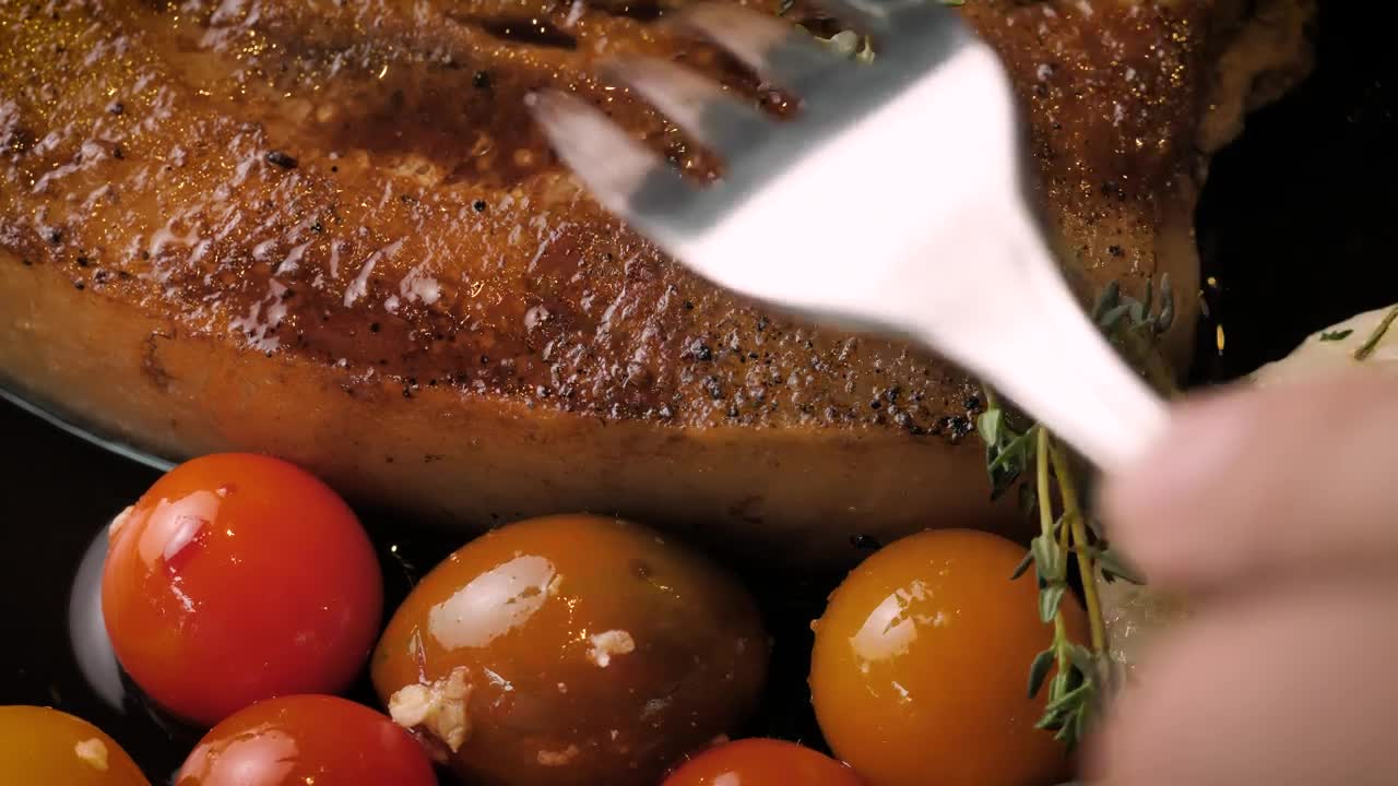 Stock Video Cutting A Pork Chop Live Wallpaper For PC