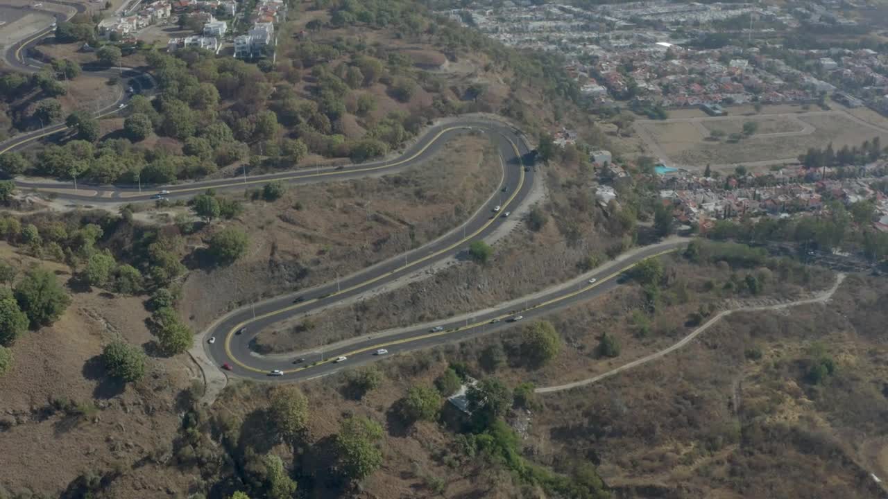 Stock Video Curved Highway Going Down A Hill Live Wallpaper For PC