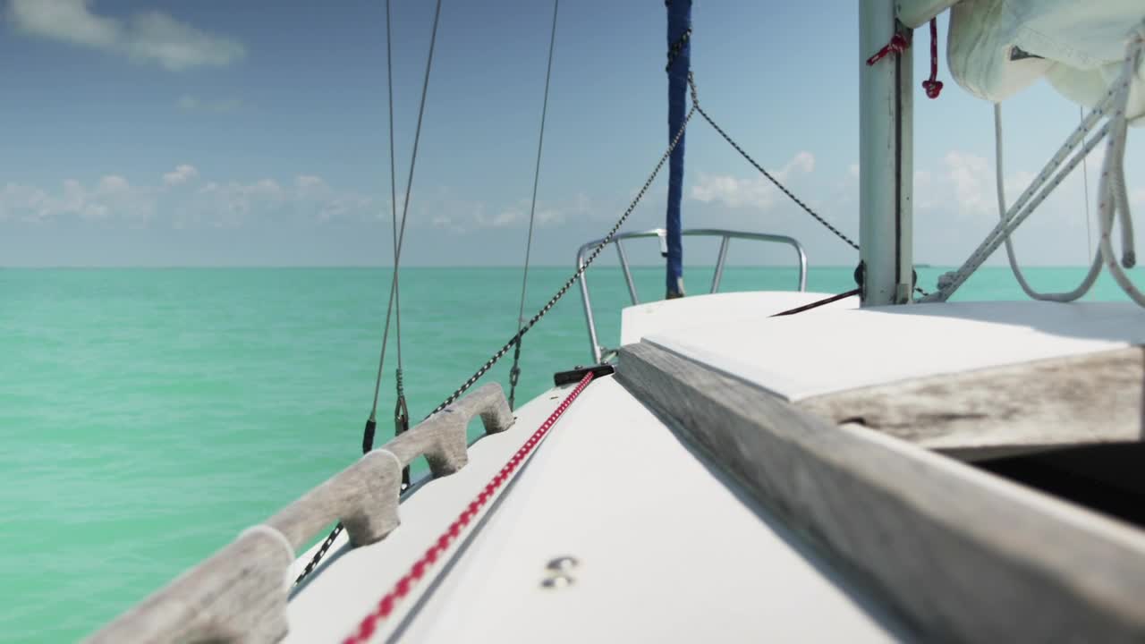 Stock Video Crystal Waters Into The Horizon Live Wallpaper For PC