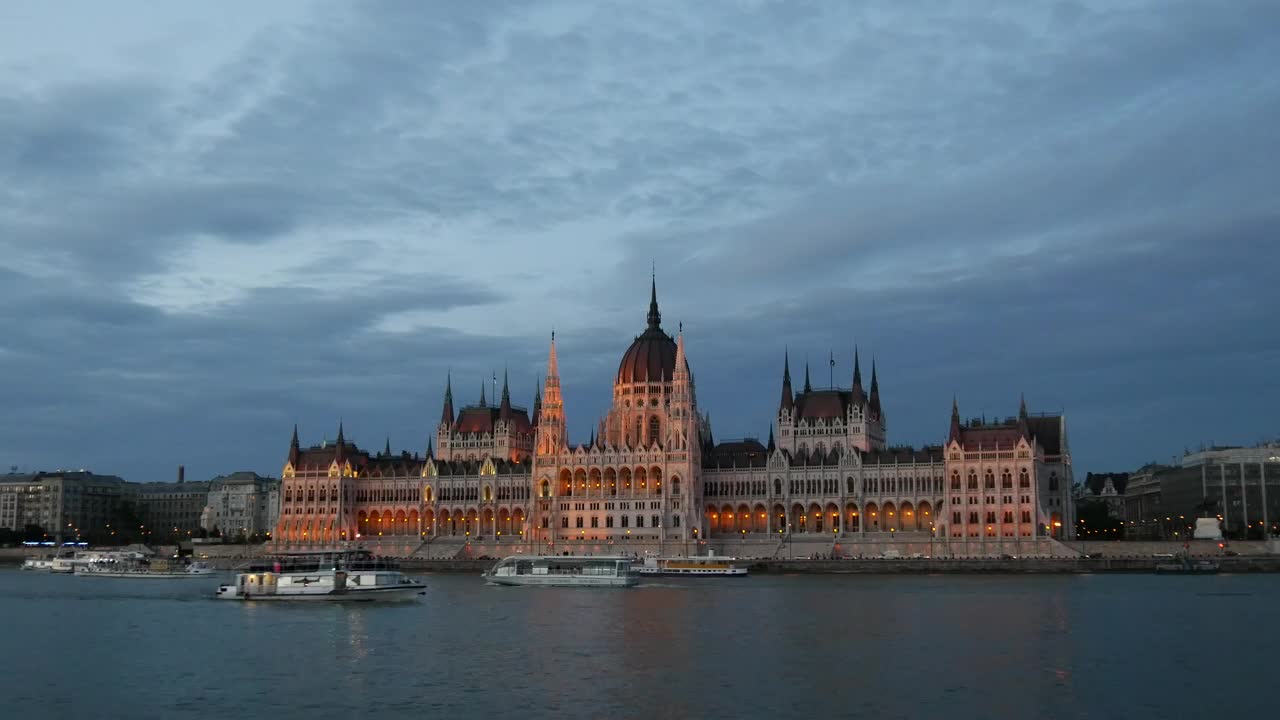 Stock Video Cruise Ships And Ferries With The Hungarian Parliament Building In Live Wallpaper For PC