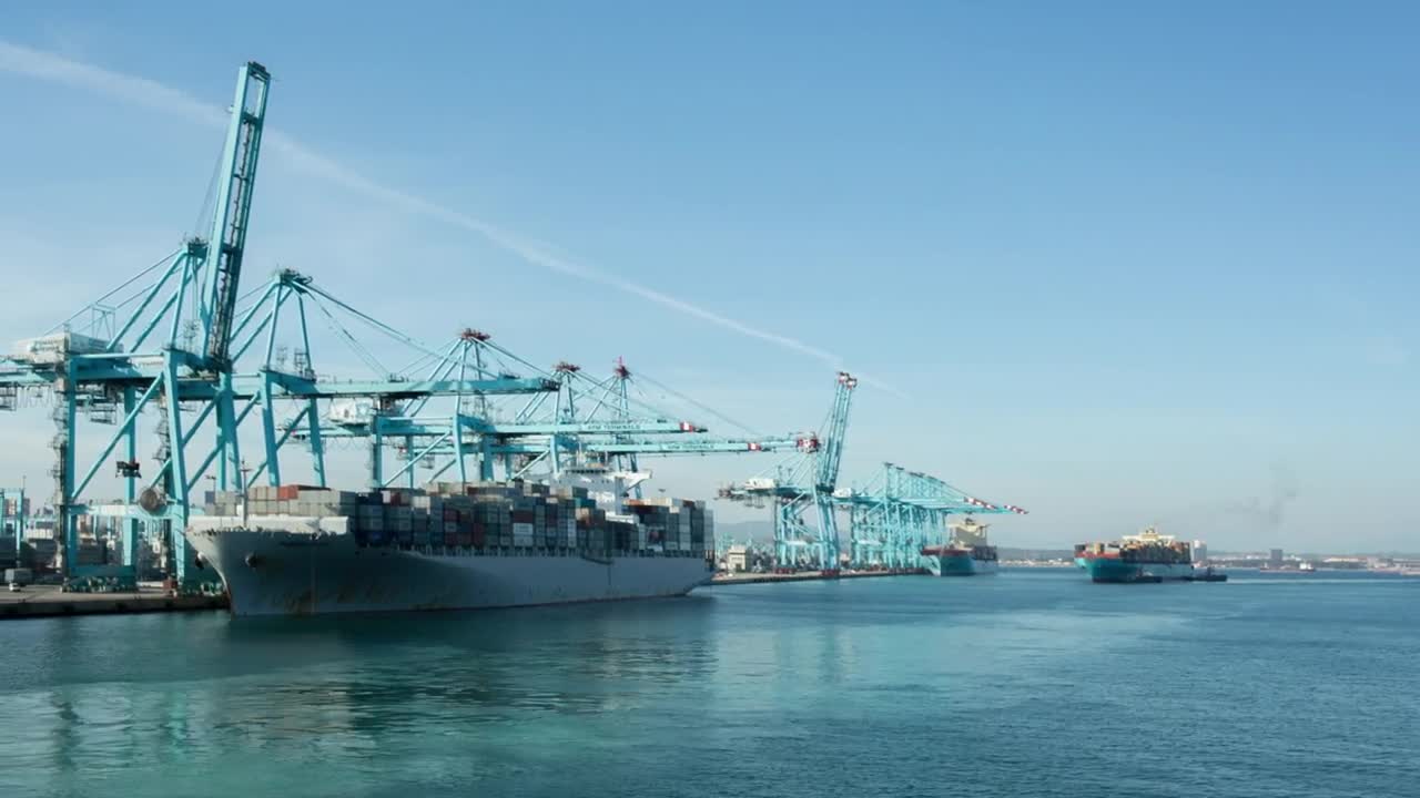 Stock Video Cranes Working On Unloading Dock Live Wallpaper For PC