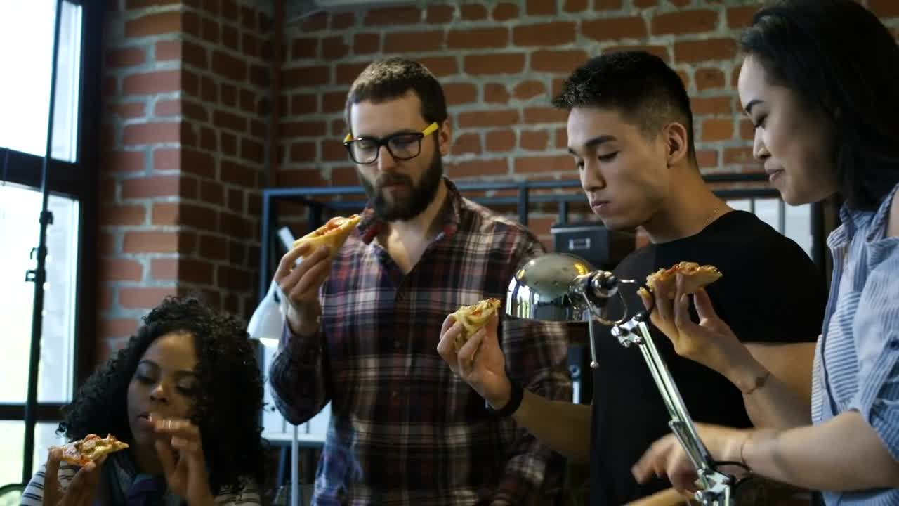 Stock Video Coworkers Eating Pizza In The Office Live Wallpaper For PC