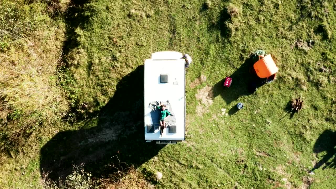 Stock Video Couple With A Retro Camper Live Wallpaper For PC
